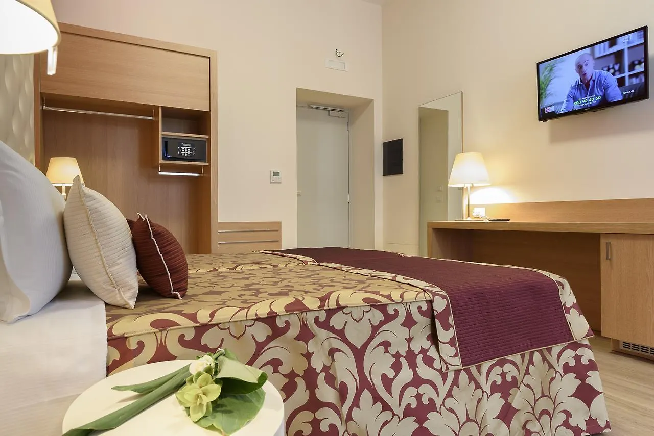 Navona Luxury Guesthouse ローマ 2*,